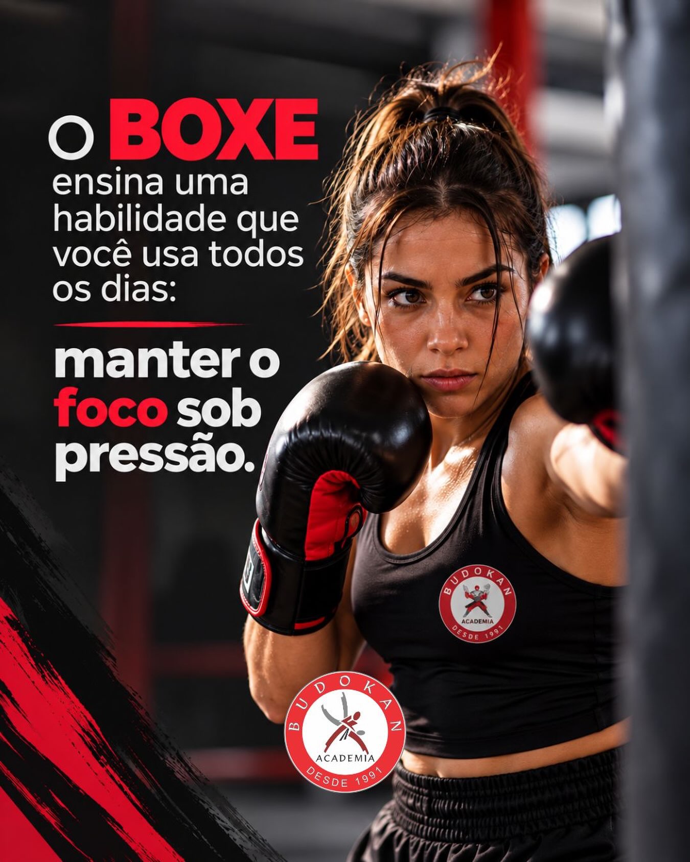 Quando a pressão aumenta, você perde o controle ou mantém o foco?No boxe, você aprende muito mais do que golpes e defesa. Aprende a observar, pensar rápido, controlar a respiração e tomar decisões mesmo quando o corpo está sendo exigido.
É treino físico, mas também mental.Você já praticou boxe ou teria vontade de experimentar? Conta aqui!